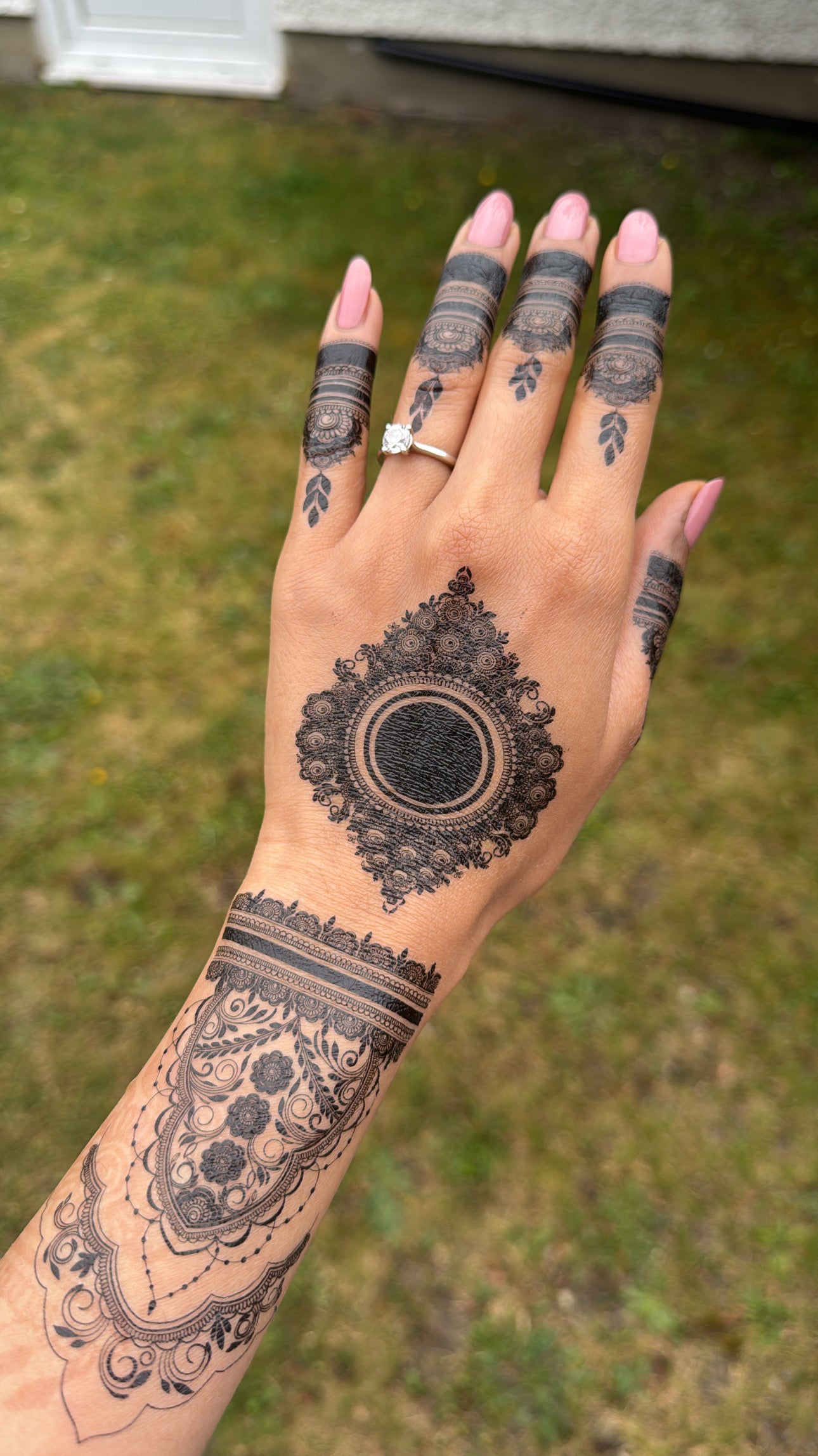 Temporary Henna Tattoo - 009